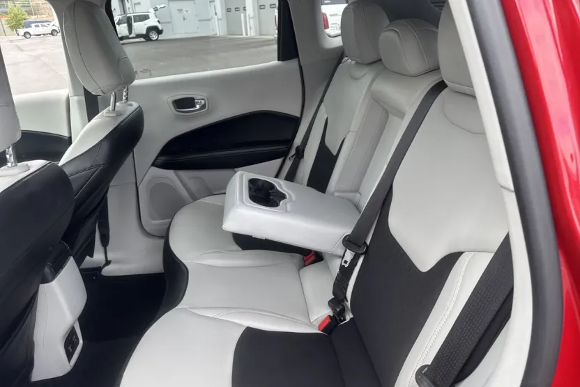 2019 Jeep Compass Latitude photo 1