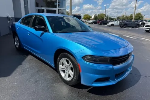 2023 Dodge Charger SXT photo 3