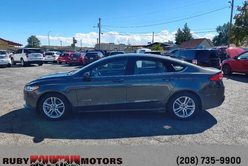 2018 Ford Fusion Hybrid S photo 1