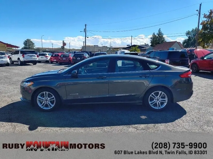 2018 Ford Fusion Hybrid S photo 1