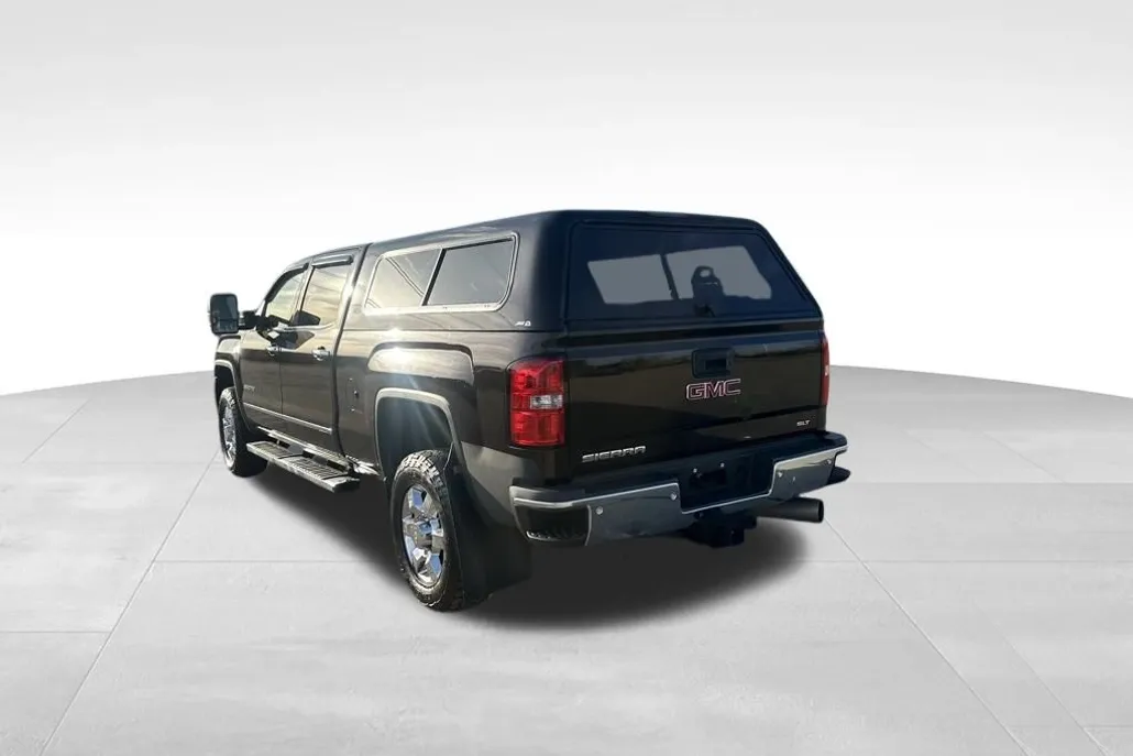 2018 Gmc Sierra SLT photo 1