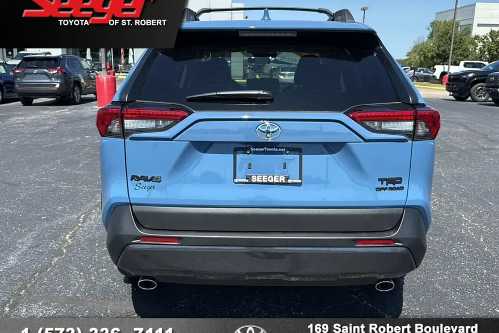 2023 Toyota RAV4 TRD photo 1
