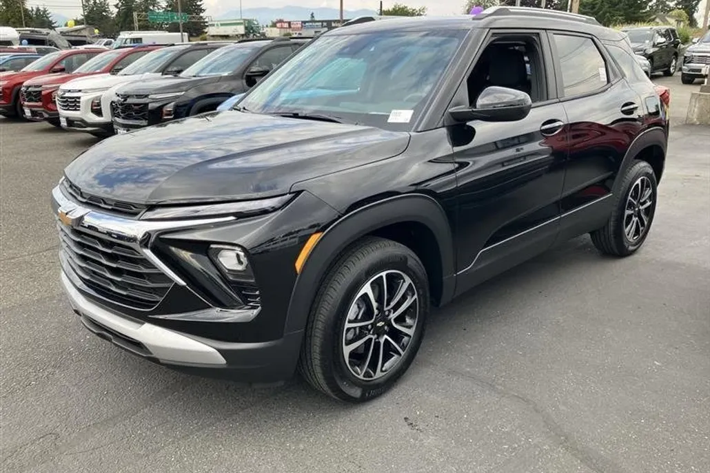 2026 Chevrolet Trailblazer LT photo 1