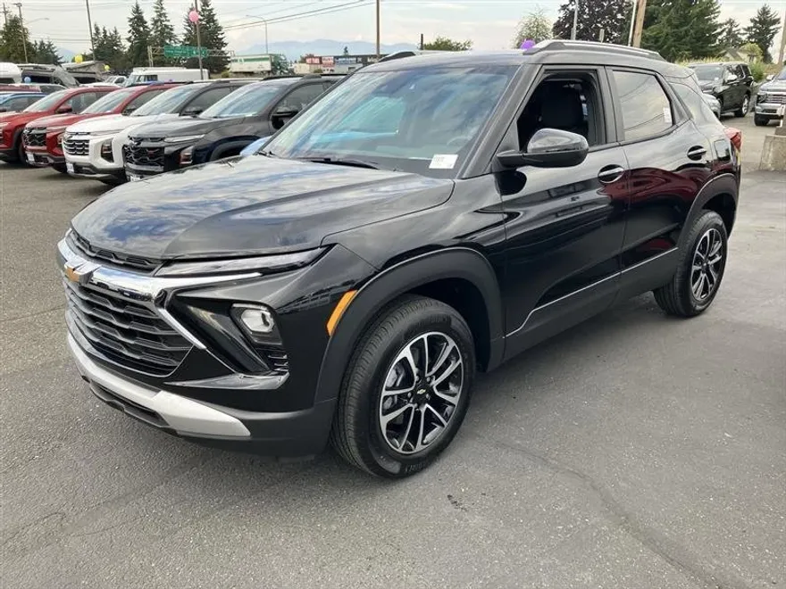 2026 Chevrolet Trailblazer LT photo 1