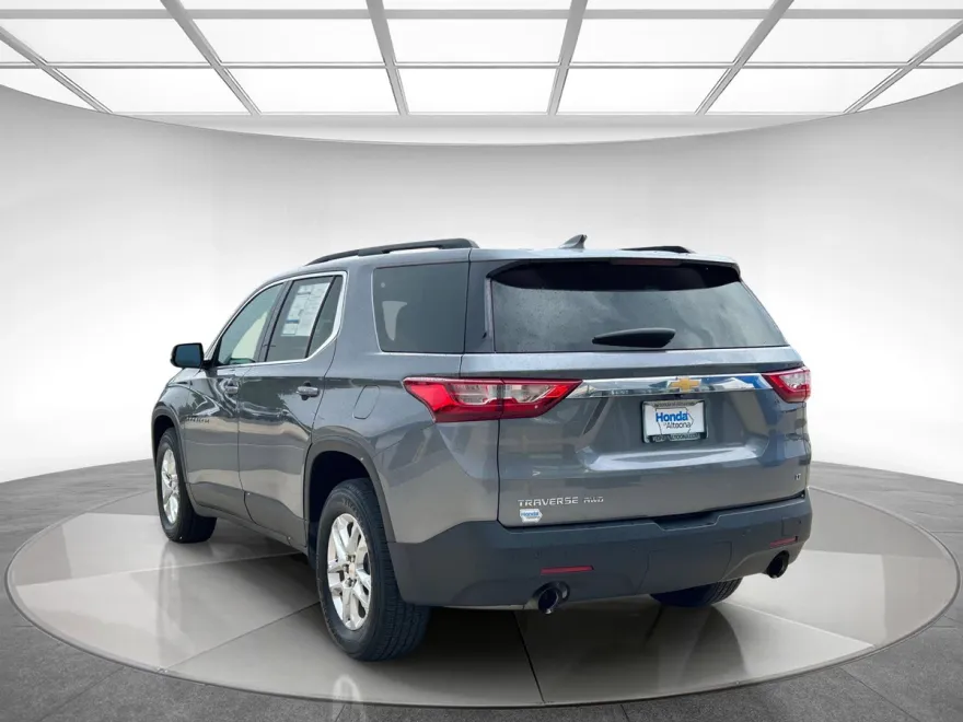 2020 Chevrolet Traverse Cloth photo 1