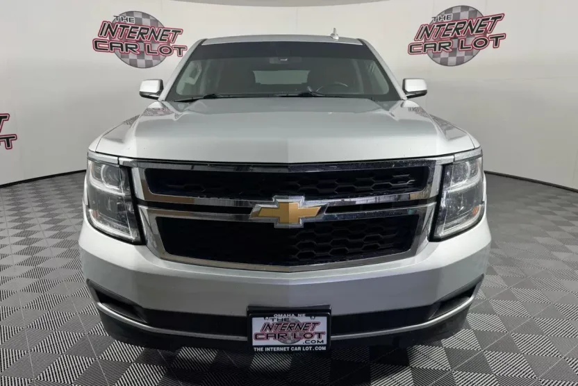 2015 Chevrolet Tahoe LS photo 1