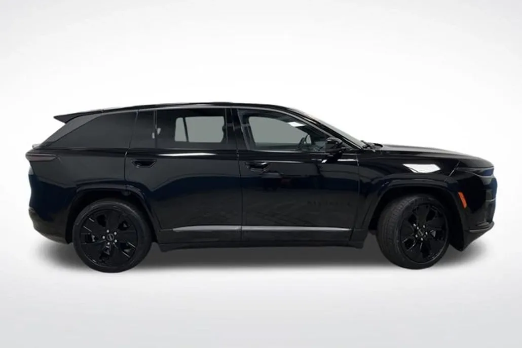 2024 Jeep Wagoneer S Launch Edition photo 1