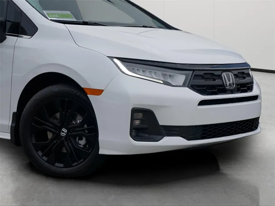 2026 Honda Odyssey photo 1