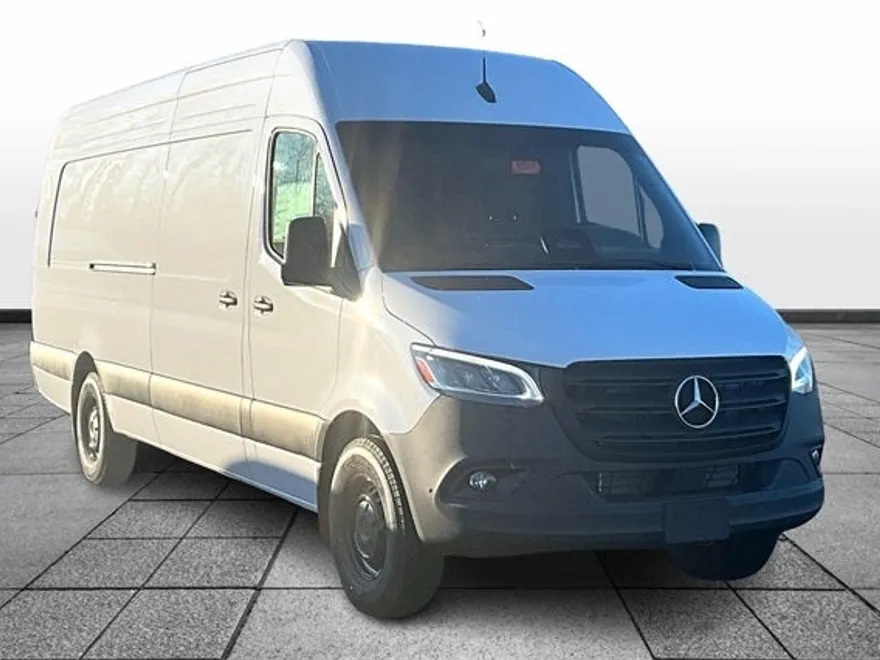 2025 Mercedes Benz Sprinter 2500 170 WB photo 1