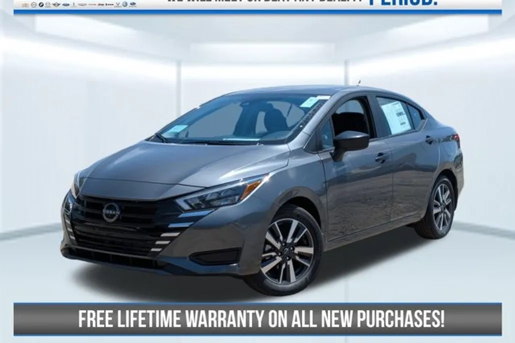 2025 Nissan Versa 1.6 S photo 1