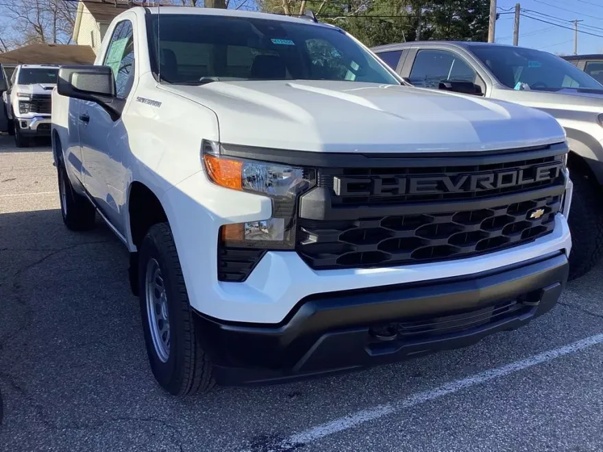 2025 Chevrolet Silverado 1500 photo 1