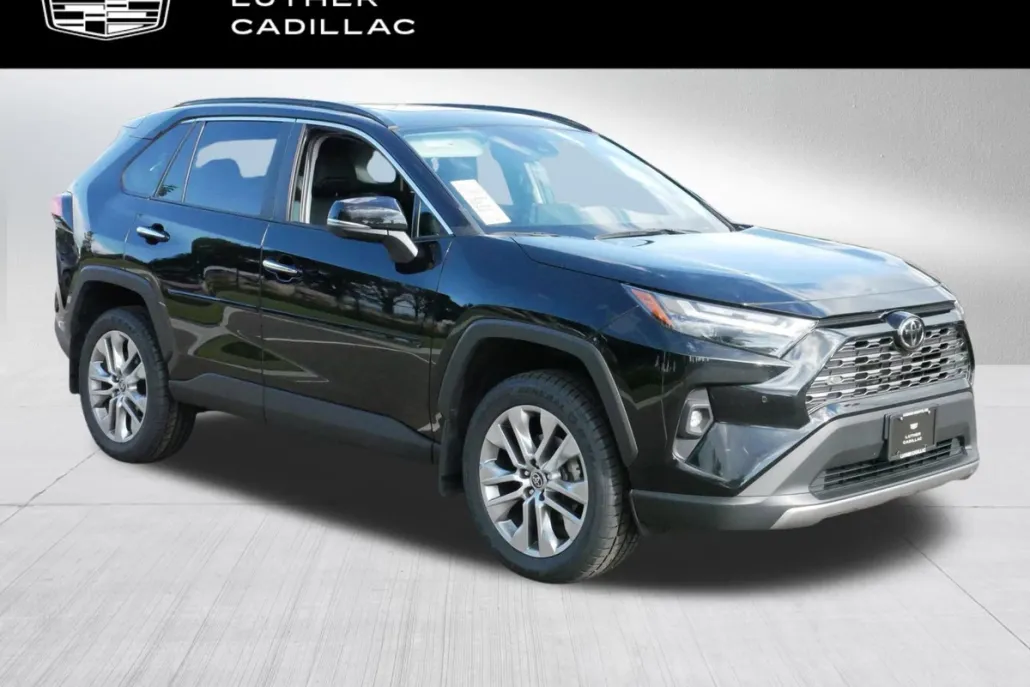2022 Toyota RAV4 Limited photo 1