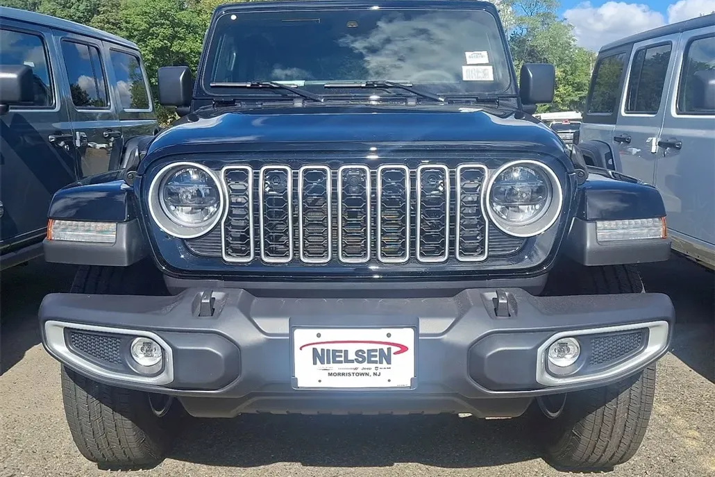 2025 Jeep Wrangler Sahara photo 1