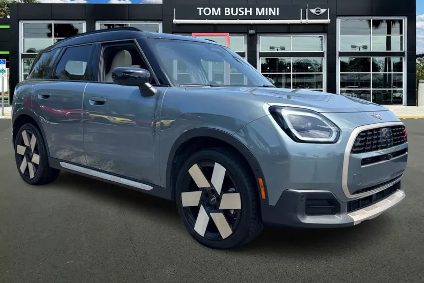 2025 Mini Countryman ALL4 S photo 1