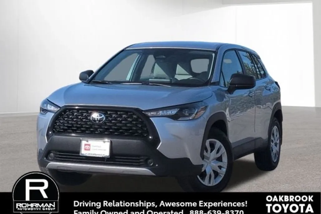 2023 Toyota Corolla Cross L photo 1