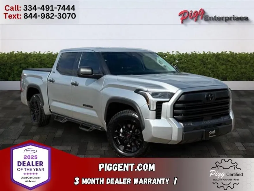 2022 Toyota Tundra SR5 Off-Road photo 1