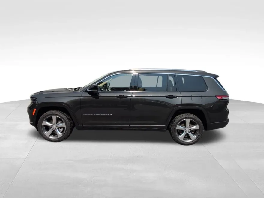2022 Jeep Grand Cherokee Limited photo 1