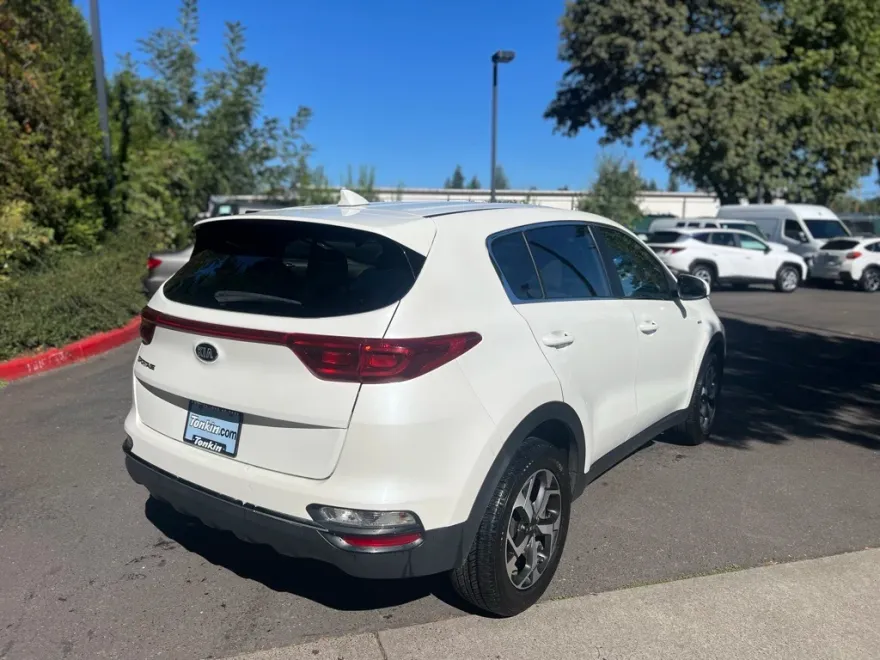 2021 Kia Sportage LX photo 1