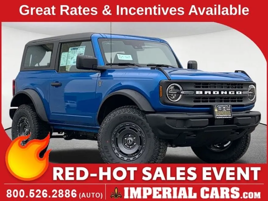 2025 Ford Bronco Base photo 1