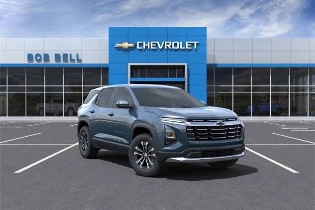 2026 Chevrolet Equinox LT photo 1