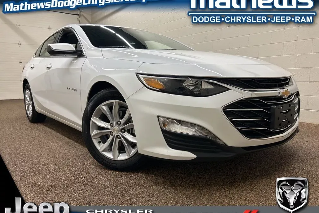 2024 Chevrolet Malibu 1LT photo 1