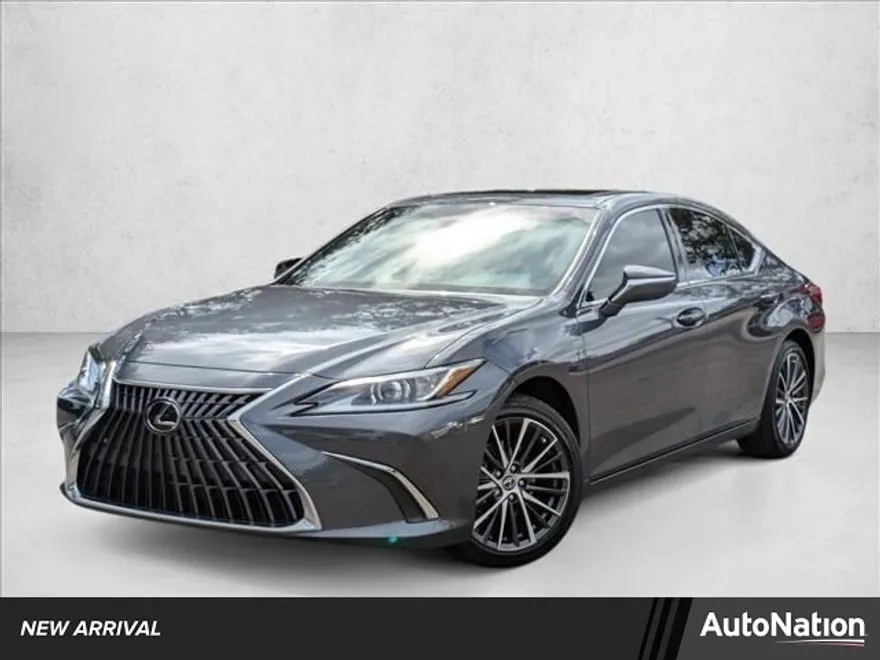 2023 Lexus ES 300h photo 1