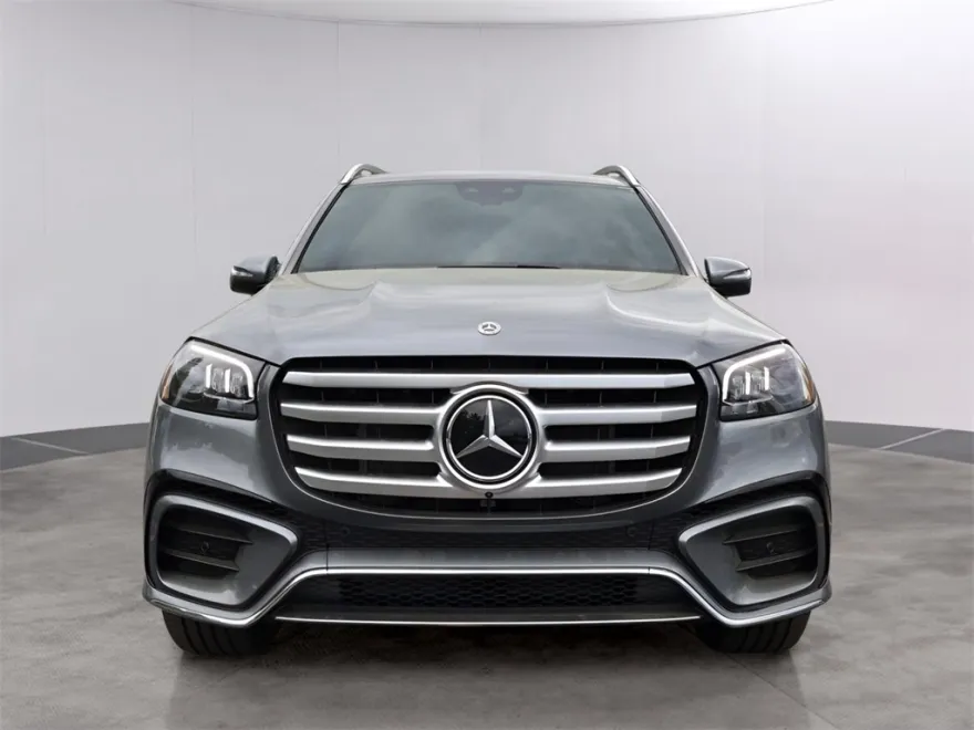 2025 Mercedes Benz GLS 580 4MATIC photo 1