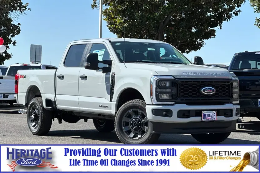 2025 Ford F-250 photo 1
