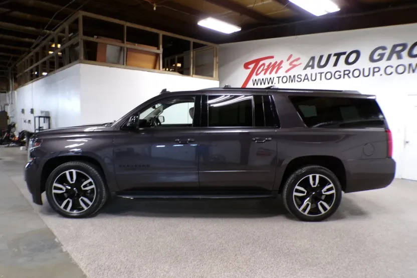 2018 Chevrolet Suburban Premier photo 1