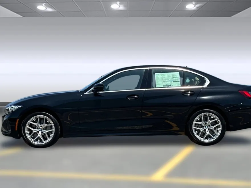 2025 Bmw 330i Sedan photo 1