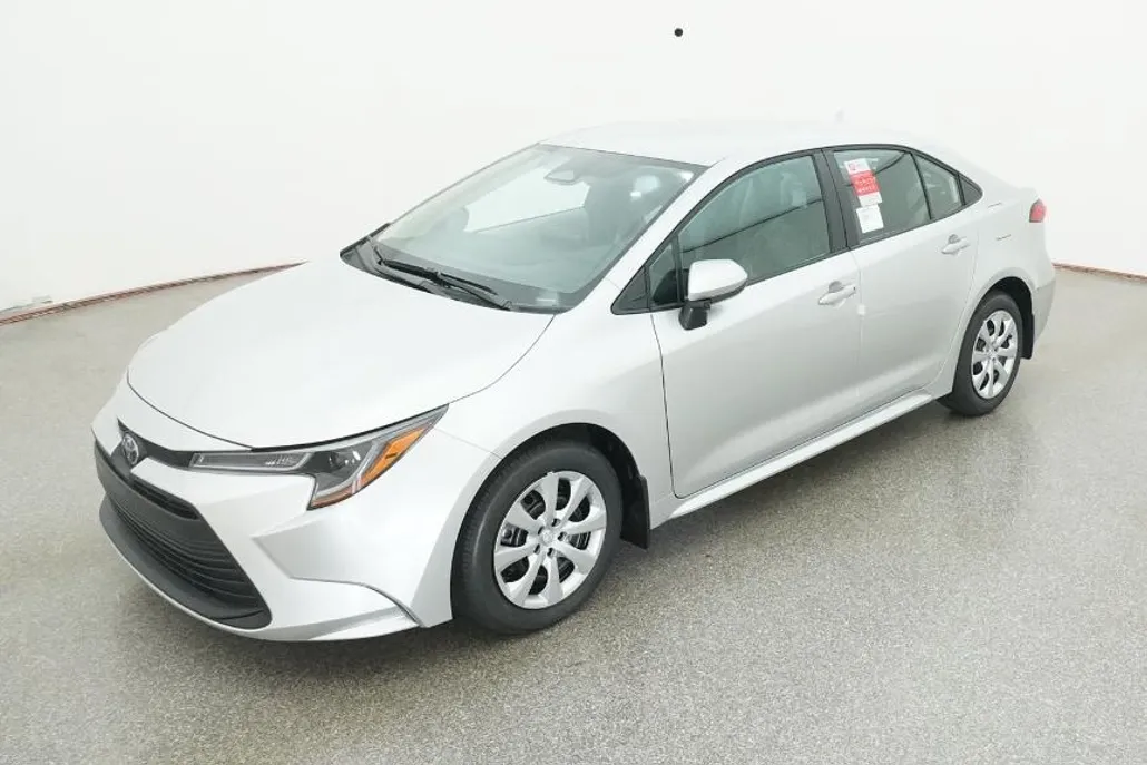 2026 Toyota Corolla LE photo 1