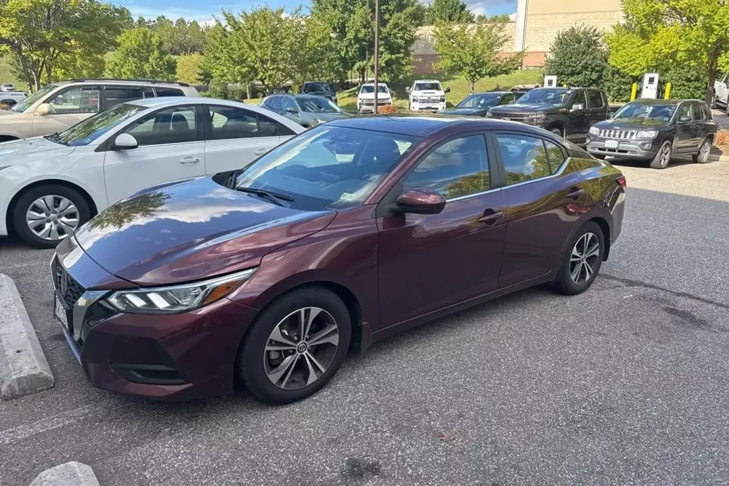 2021 Nissan Sentra SV photo 1