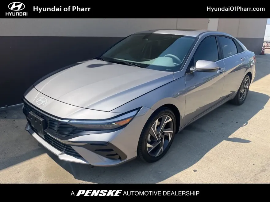 2025 Hyundai Elantra SEL Convenience photo 1