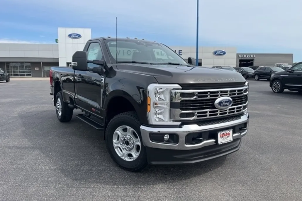 2025 Ford F-250 XLT photo 1