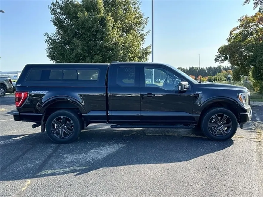 2021 Ford F-150 XLT photo 1