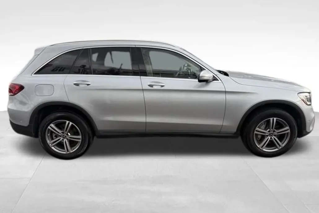 2022 Mercedes Benz GLC 300 4MATIC photo 1