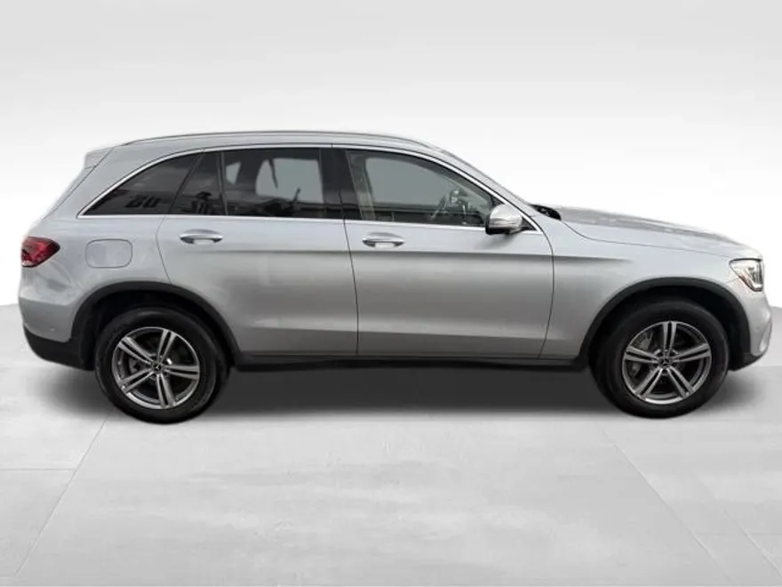 2022 Mercedes Benz GLC 300 4MATIC photo 1