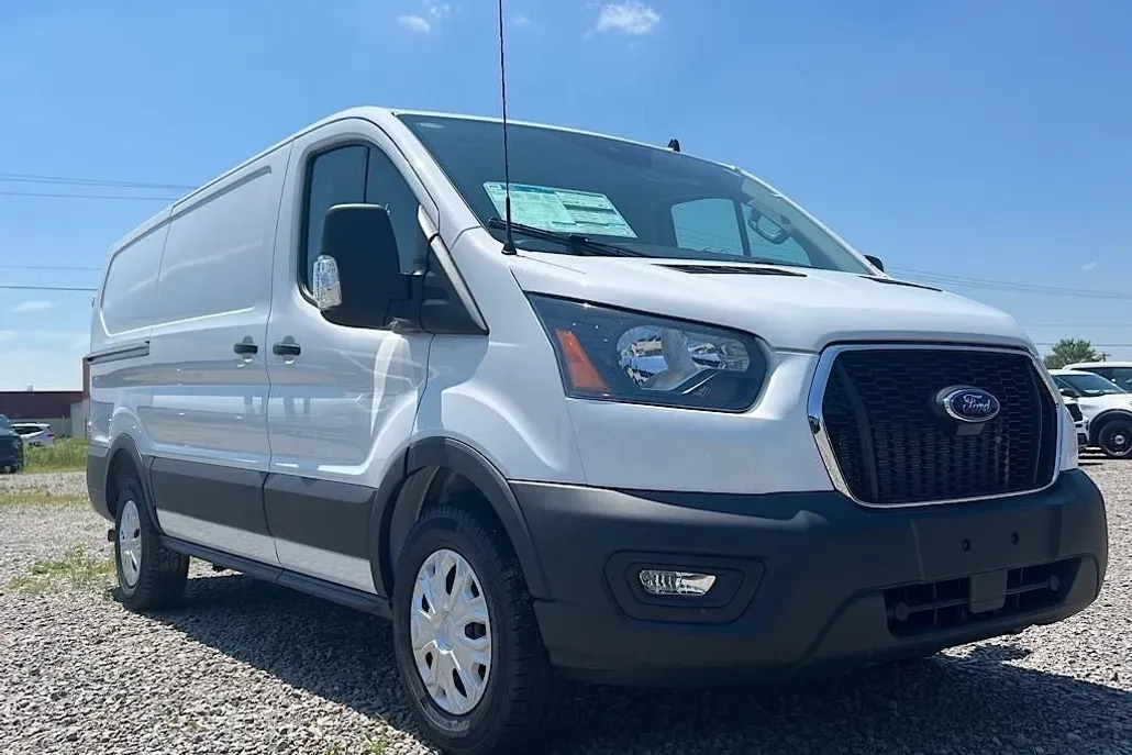 2025 Ford Transit photo 1