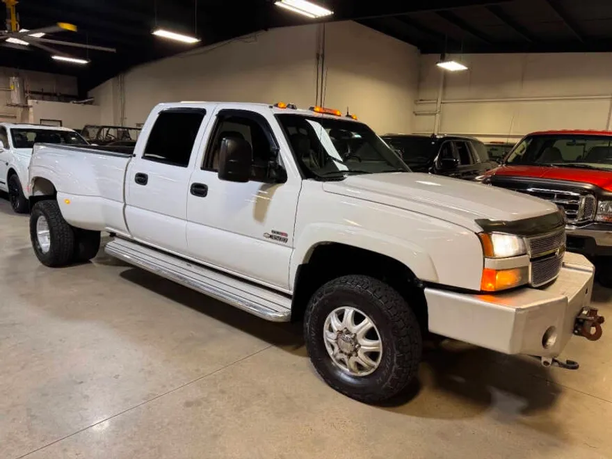 2005 Chevrolet Silverado 3500HD LT3 photo 1