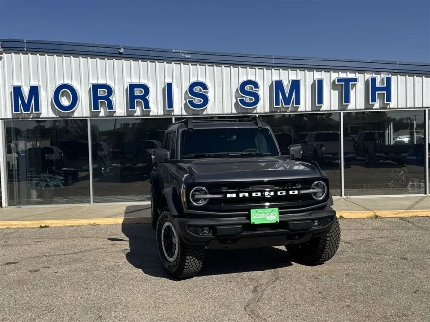 2024 Ford Bronco Outer Banks photo 1