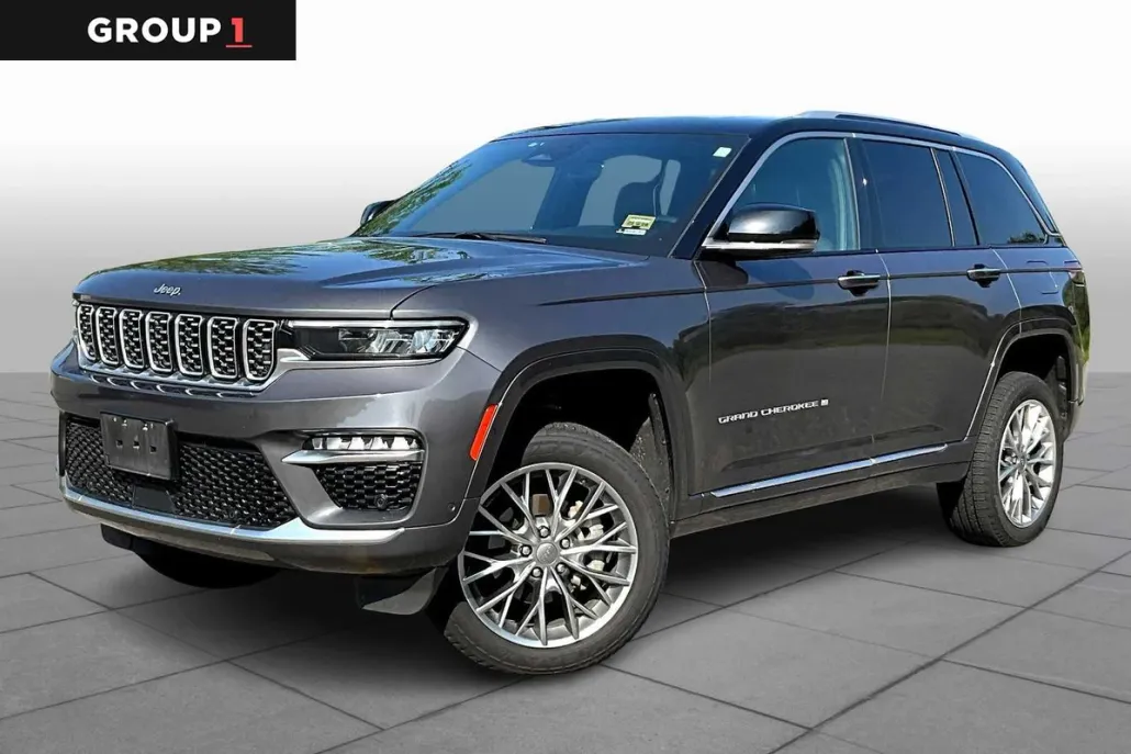 2023 Jeep Grand Cherokee Summit photo 1