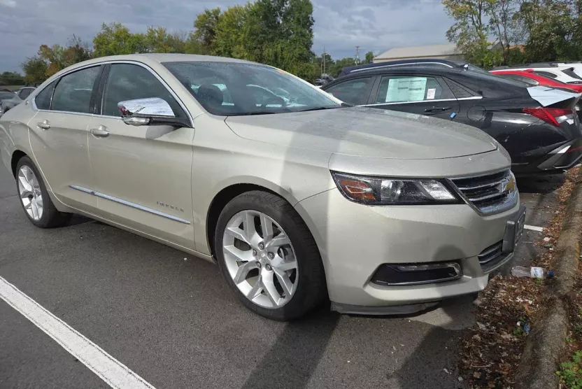 2014 Chevrolet Impala LTZ photo 1