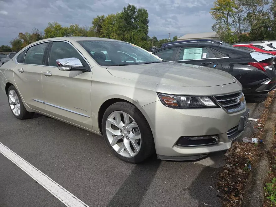 2014 Chevrolet Impala LTZ photo 1