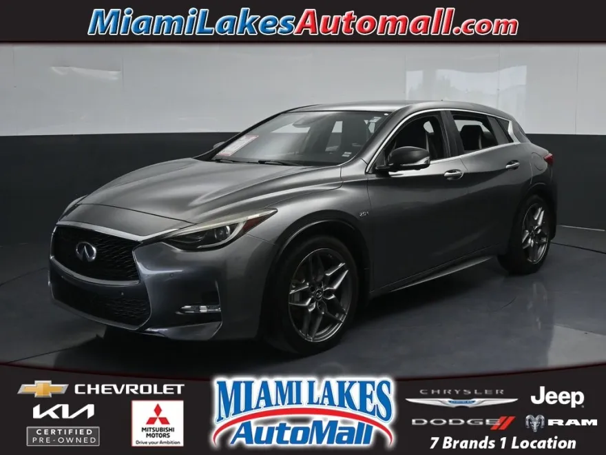 2018 Infiniti QX30 Sport photo 1