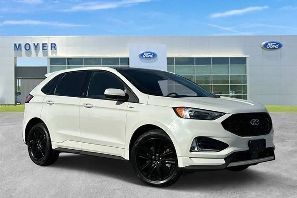 2022 Ford Edge ST-Line photo 1