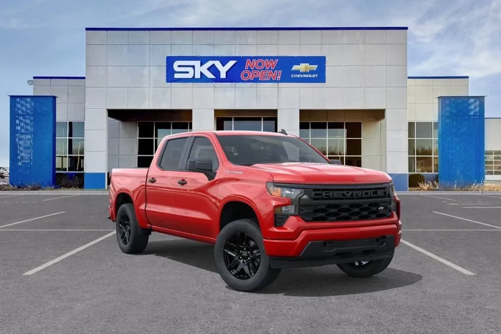 2025 Chevrolet Silverado 1500 Custom photo 1