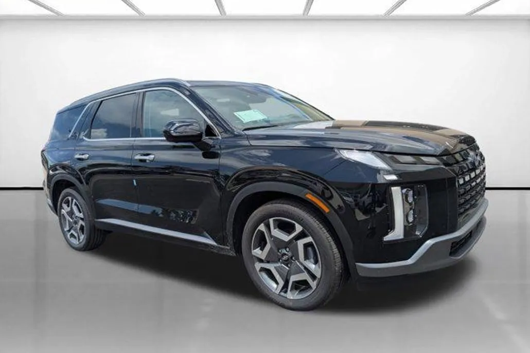 2025 Hyundai Palisade SEL photo 1