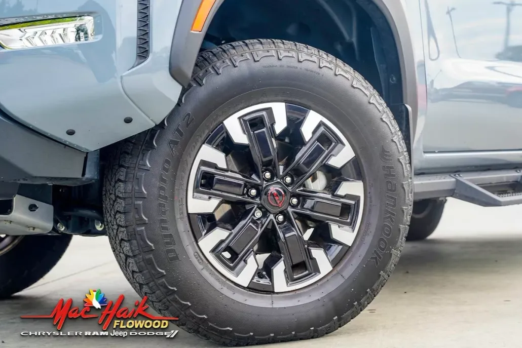 2024 Nissan Frontier PRO-4X photo 1