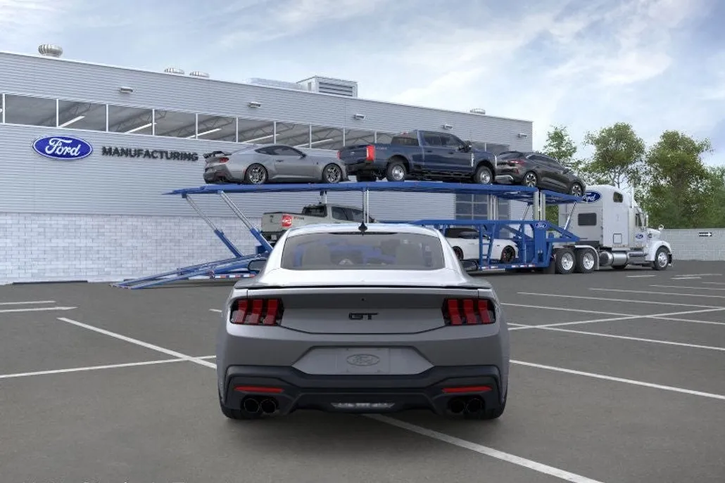 2025 Ford Mustang GT Premium photo 1