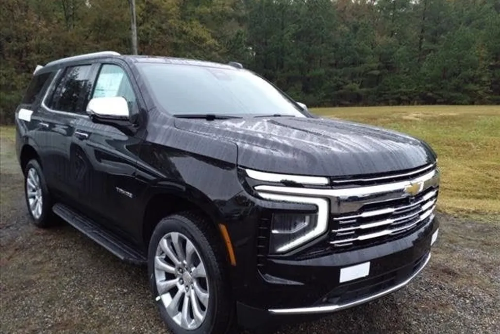 2025 Chevrolet Tahoe Premier photo 1